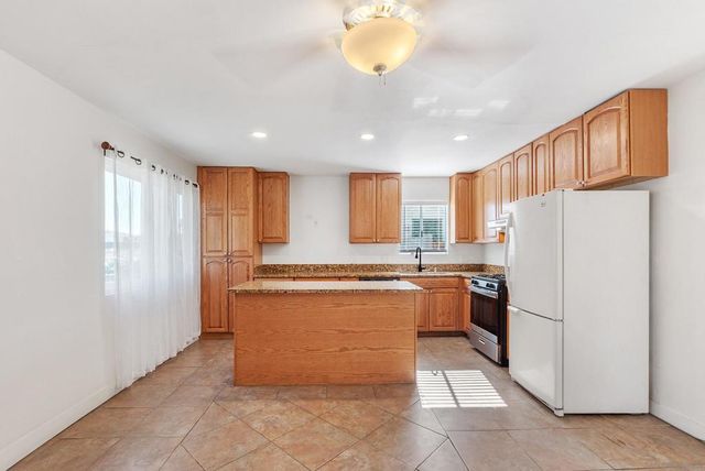 628 Paraiso Ave, Spring Valley, CA 91977