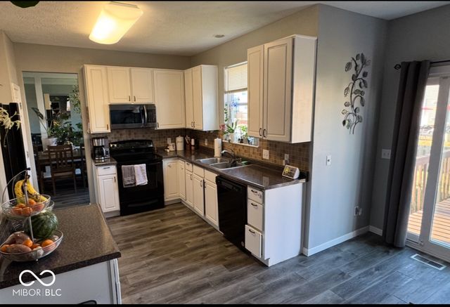 8116 W Carlow Circle, Indianapolis, IN 46214