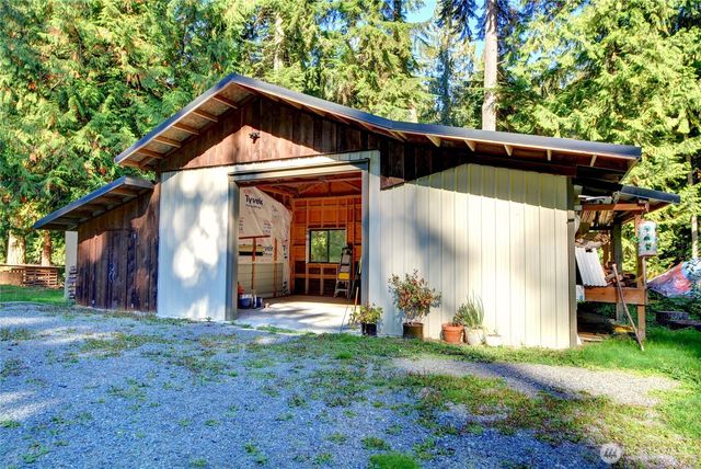 8121 103RD Place NE, Marysville, WA 98270