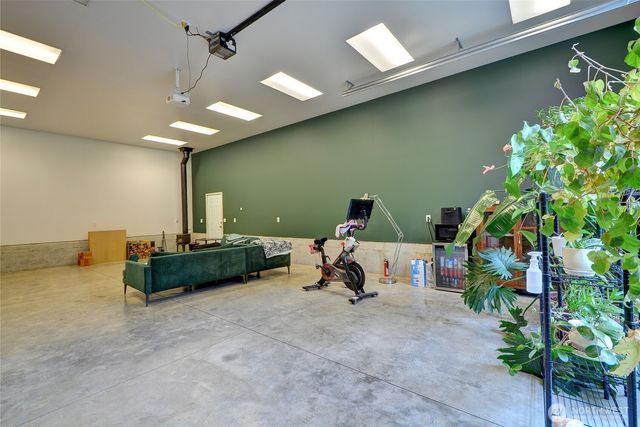 8121 103RD Place NE, Marysville, WA 98270