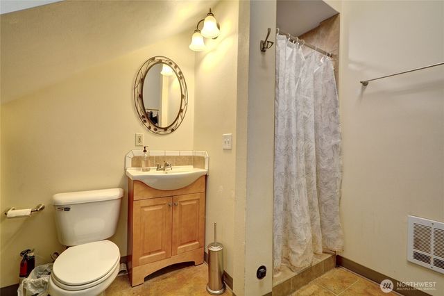 8121 103RD Place NE, Marysville, WA 98270