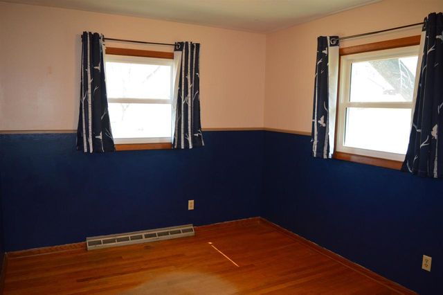 1002 Ellen Avenue, Madison, WI 53716