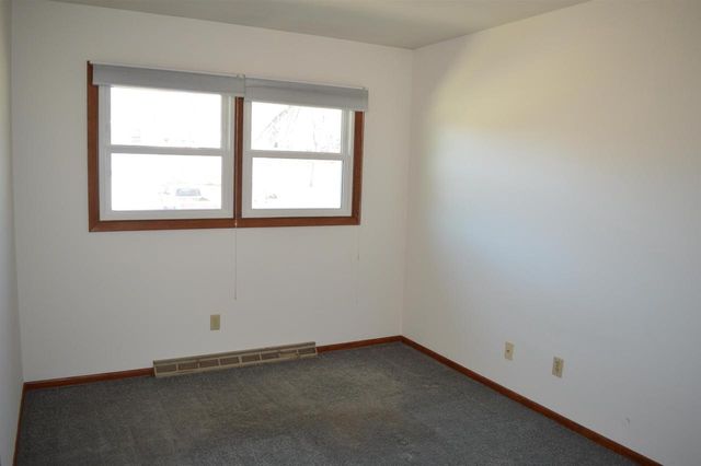 1002 Ellen Avenue, Madison, WI 53716