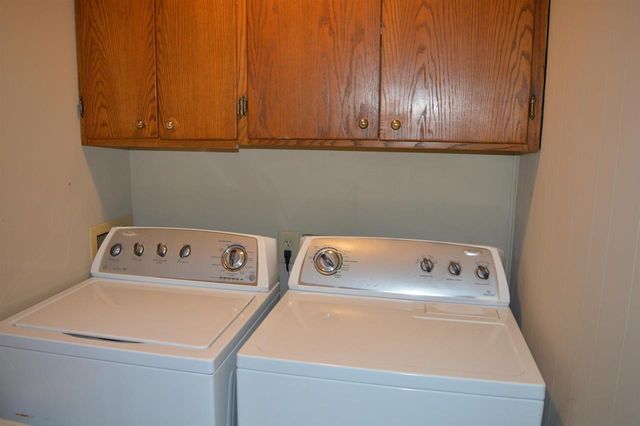 1002 Ellen Avenue, Madison, WI 53716