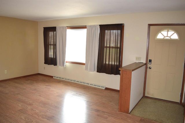 1002 Ellen Avenue, Madison, WI 53716