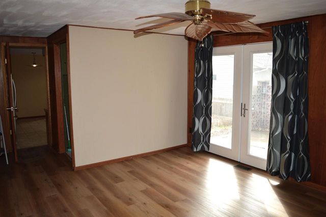 1002 Ellen Avenue, Madison, WI 53716