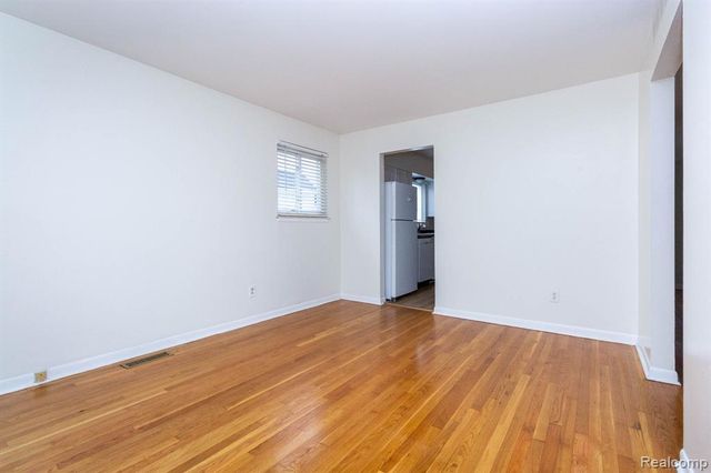 1377 Chapin Avenue, Birmingham, MI 48009