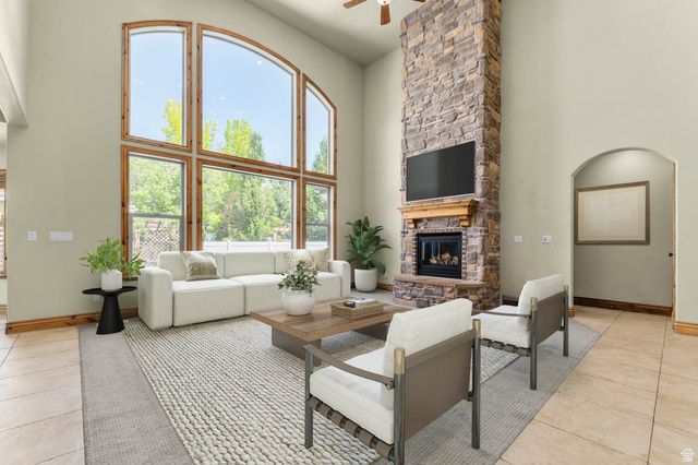 13 E SLEDHILL CIR, Alpine, UT 84004