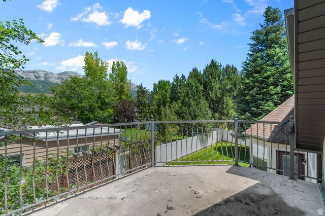 13 E SLEDHILL CIR, Alpine, UT 84004