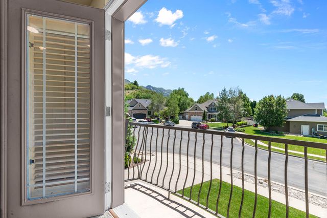 13 E SLEDHILL CIR, Alpine, UT 84004