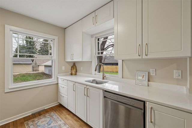 2115 York Street, Des Moines, IA 50316