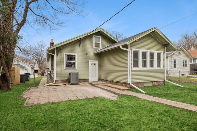 2115 York Street, Des Moines, IA 50316
