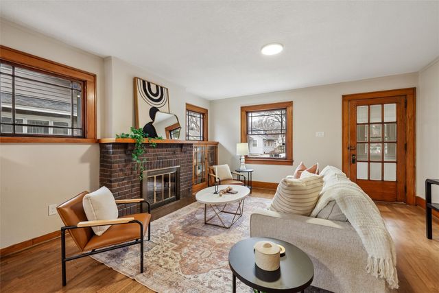 2115 York Street, Des Moines, IA 50316