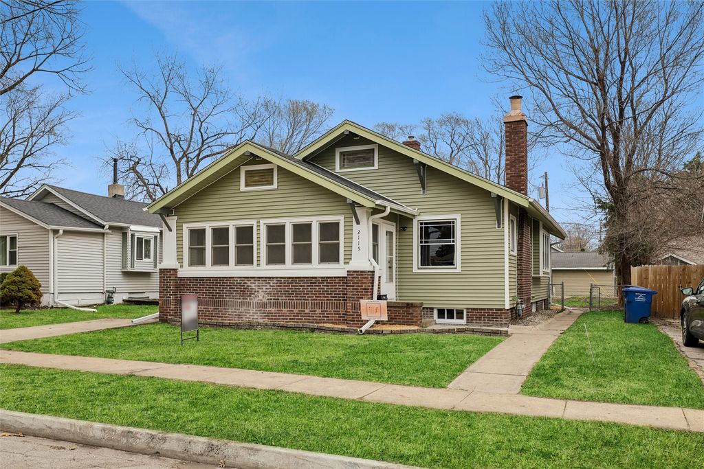 2115 York Street, Des Moines, IA 50316