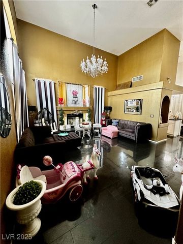 3571 North Campbell Road, Las Vegas, NV 89129