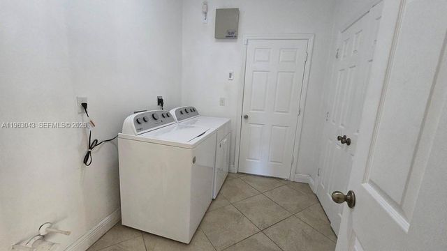 1010 SW DUBUQUE AVE, Port St. Lucie, FL 34953