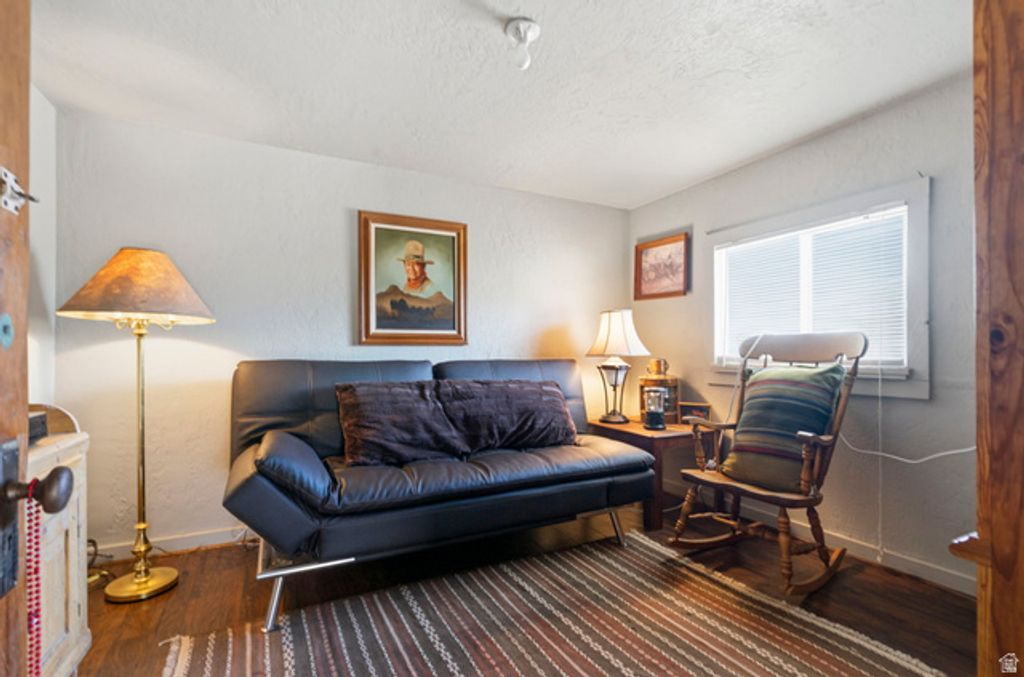 Image 19 of property listing at 499 W CENTER ST, Marysvale, UT 84750