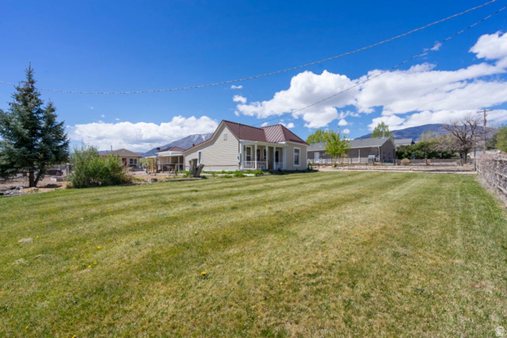 Image 42 of property listing at 499 W CENTER ST, Marysvale, UT 84750