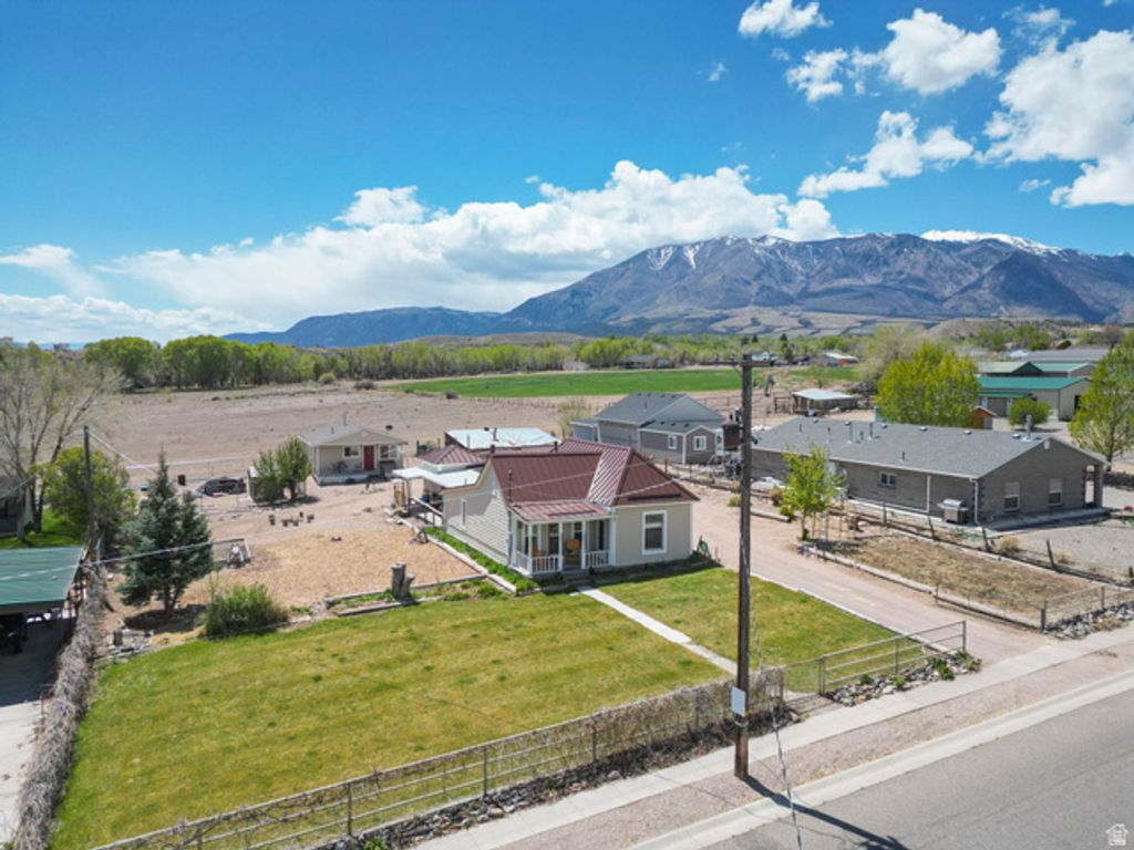Image 45 of property listing at 499 W CENTER ST, Marysvale, UT 84750