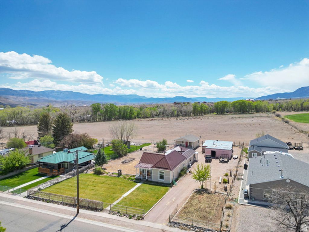 Image 47 of property listing at 499 W CENTER ST, Marysvale, UT 84750