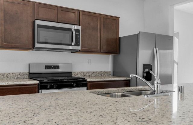 259 Prism Avenue SW, Rio Rancho, NM 87124