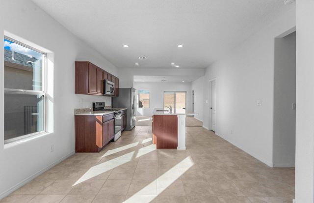 259 Prism Avenue SW, Rio Rancho, NM 87124