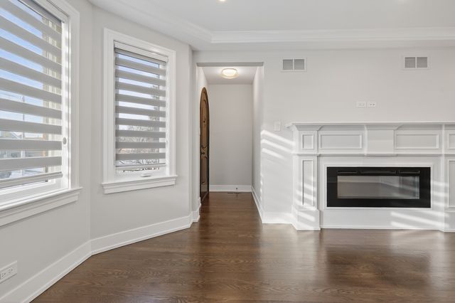 5321 S Nordica Avenue, Chicago, IL 60638