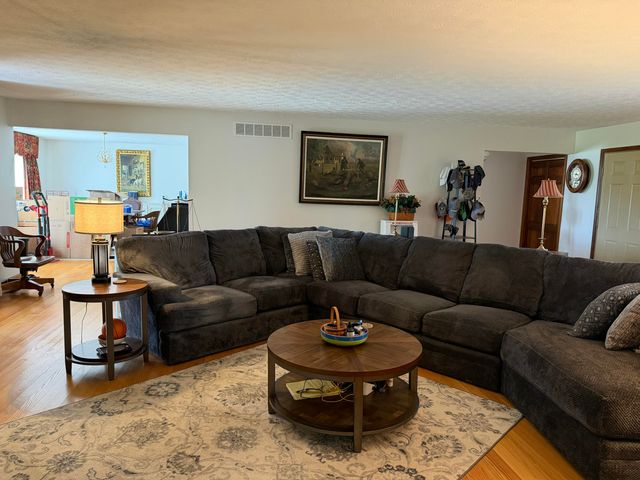 305 Waterworks Road, Danville, KY 40422