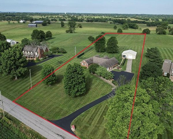 305 Waterworks Road, Danville, KY 40422