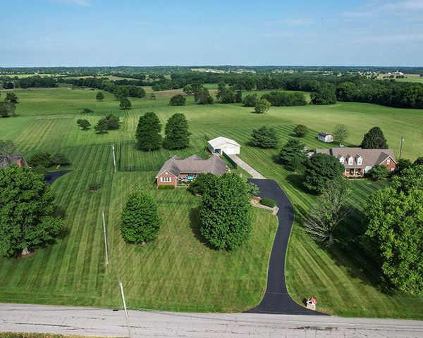 305 Waterworks Road, Danville, KY 40422