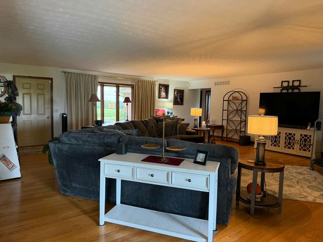 305 Waterworks Road, Danville, KY 40422