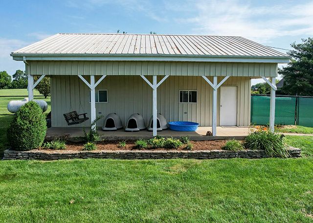 305 Waterworks Road, Danville, KY 40422