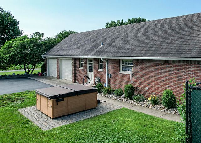 305 Waterworks Road, Danville, KY 40422