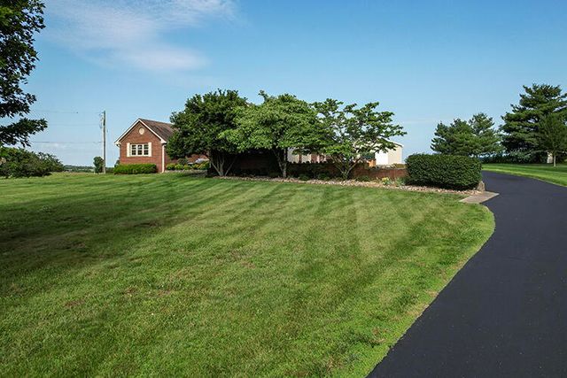 305 Waterworks Road, Danville, KY 40422