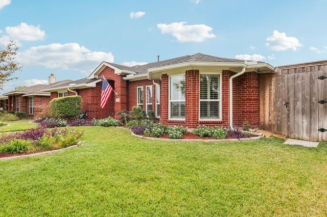 1708 Solitude Court, Allen, TX 75002