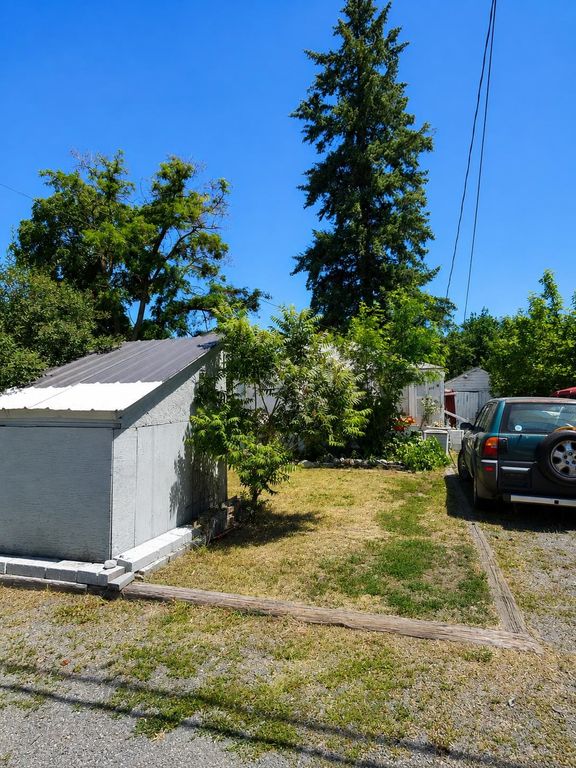 419 S Custer St, Spokane Valley, WA 99212 photo 2