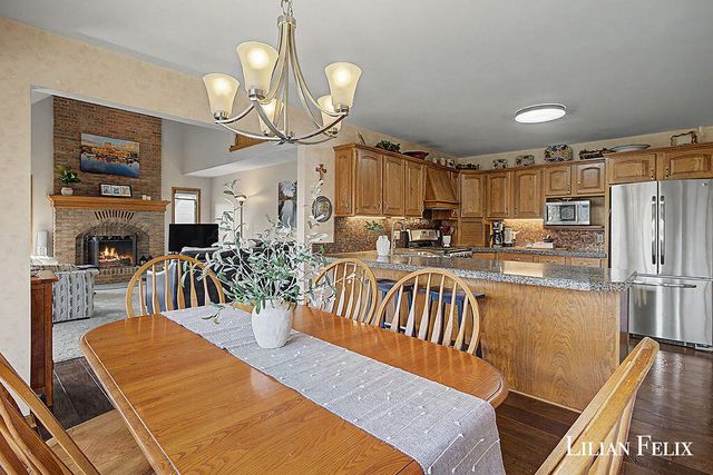 7924 Park Ridge Drive Sw, Georgetown Twp, MI 49428