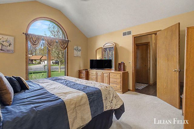 7924 Park Ridge Drive Sw, Georgetown Twp, MI 49428