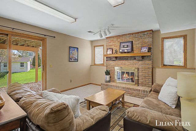 7924 Park Ridge Drive Sw, Georgetown Twp, MI 49428
