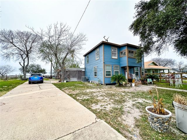 1213 Main Dr, Corpus Christi, TX 78409