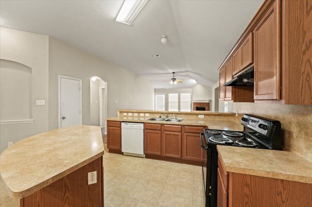 2004 Athabasca Falls Drive, Anna, TX 75409