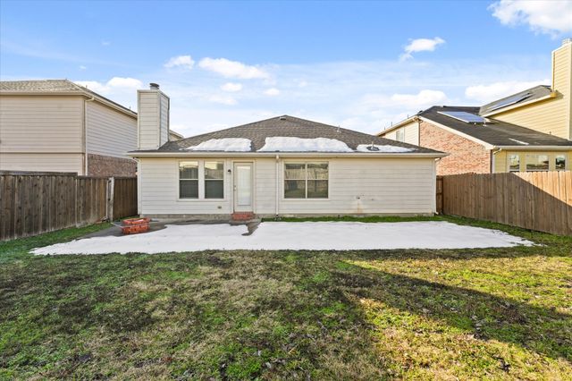 2004 Athabasca Falls Drive, Anna, TX 75409