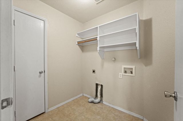 2004 Athabasca Falls Drive, Anna, TX 75409