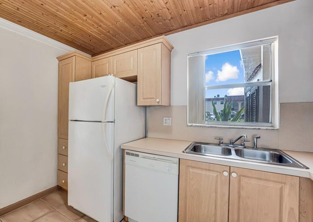 199 Lake Carol Drive, West Palm Beach, FL 33411