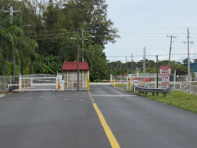 199 Lake Carol Drive, West Palm Beach, FL 33411