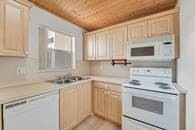 199 Lake Carol Drive, West Palm Beach, FL 33411