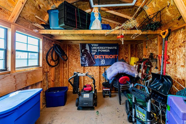 725 Prairie Avenue, Horace, ND 58047