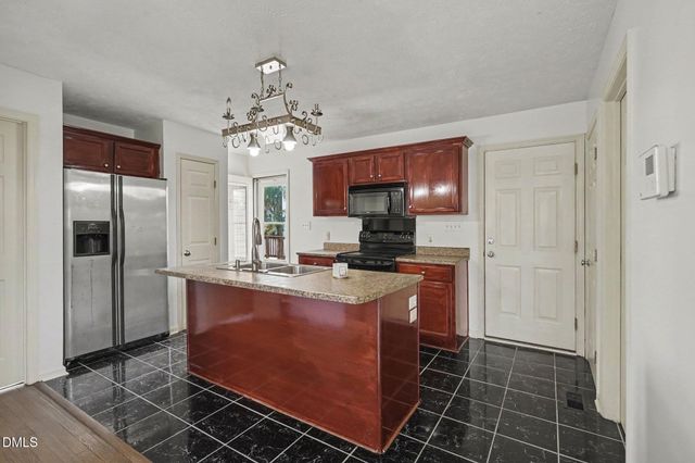 1015 Northview Drive, Sanford, NC 27332