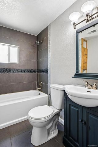 2028 W Adriatic Place, Englewood, CO 80110