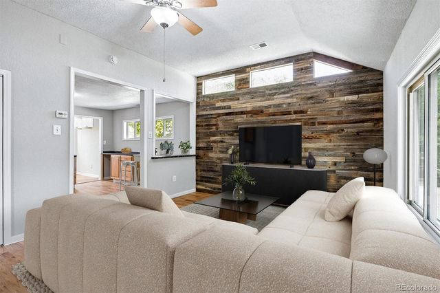 2028 W Adriatic Place, Englewood, CO 80110